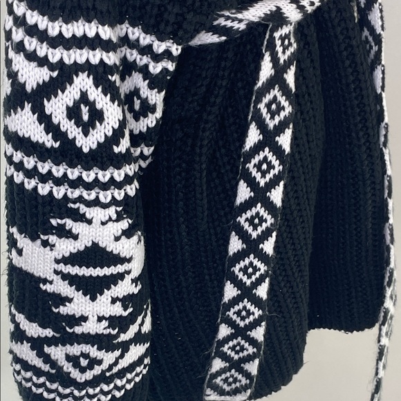 Sachin + Babi Black and White Turtleneck Sweater - Picture 9 of 12